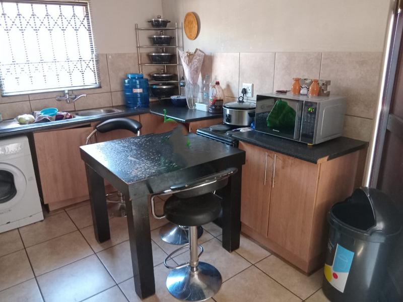 2 Bedroom Property for Sale in Pellissier Free State